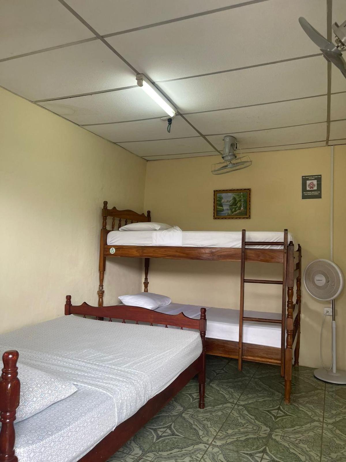 Hostal Los Chamos San Juan del Sur Exterior foto